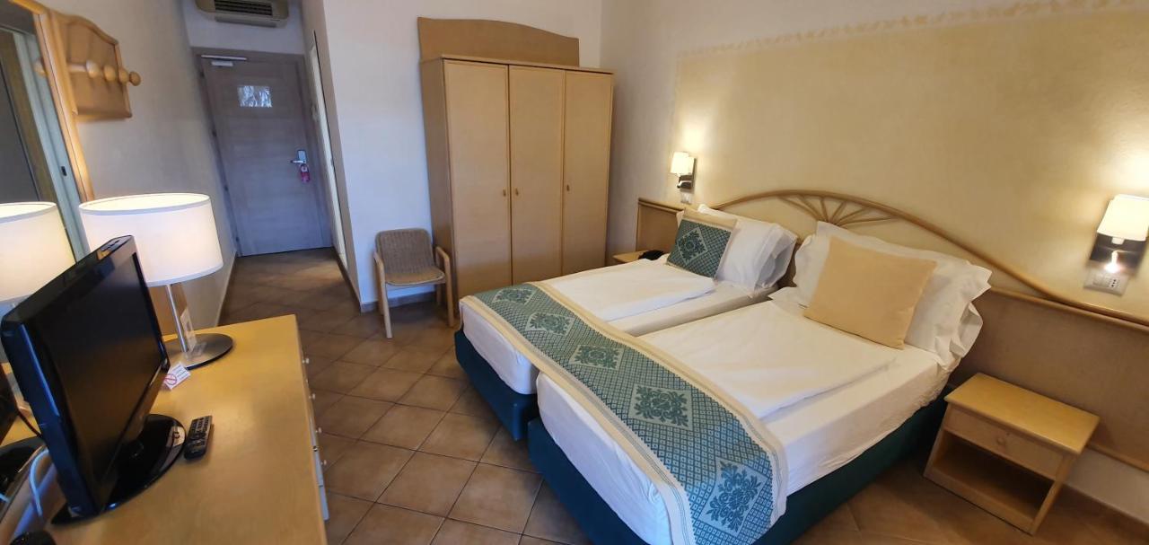 Mon Repos Hotel 4*