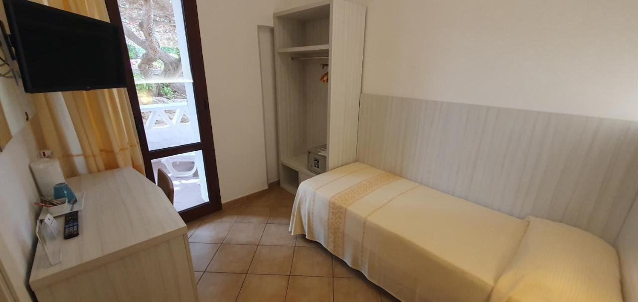Mon Repos Hotel 4*