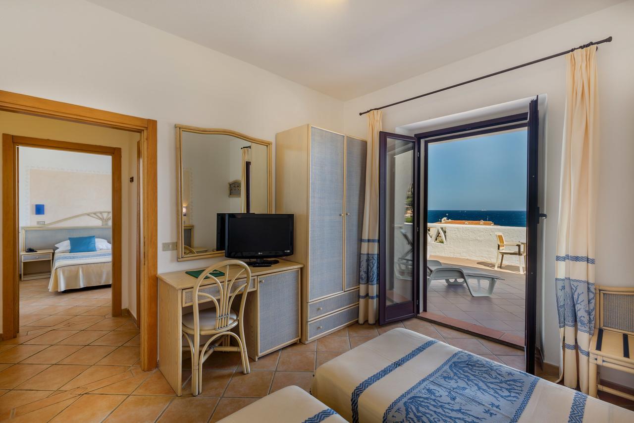 Mon Repos Hotel 4*